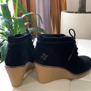 —Patricia Nash, amazing suede, wallaby, wedge, heeled boot